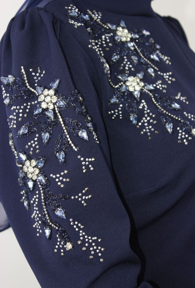 2241 - İPEK KALEM TAŞLI DOUBLE TESETTÜR ABİYE