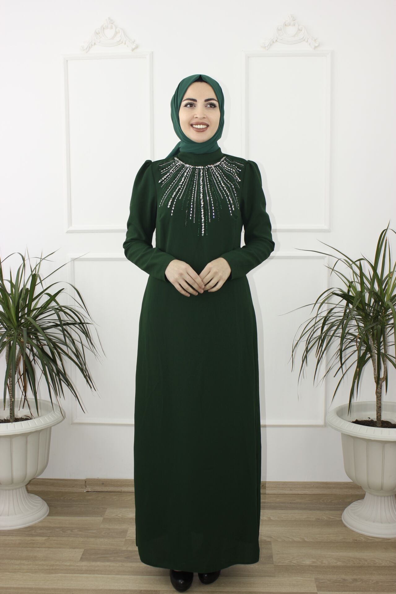 2226 - GÜN IŞIĞI KALEM TAŞLI KREP TESETTÜR ABİYE