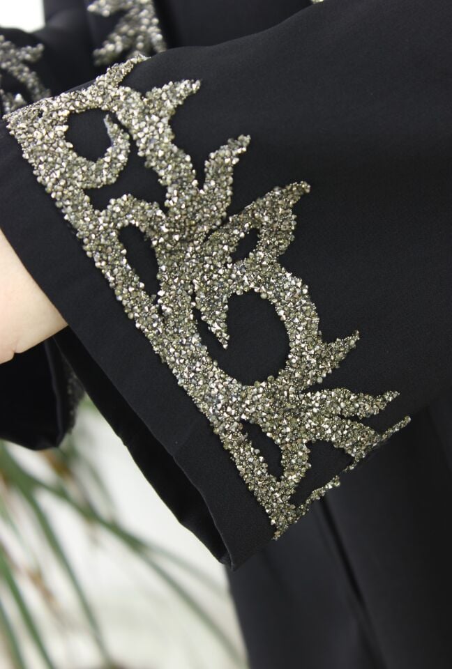 21214 - ŞULE NİL İPEK FERACE